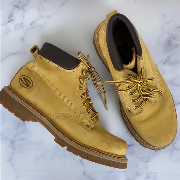 very skechers boots
